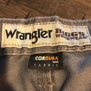 Wrangler Riggs workwear cargo pants